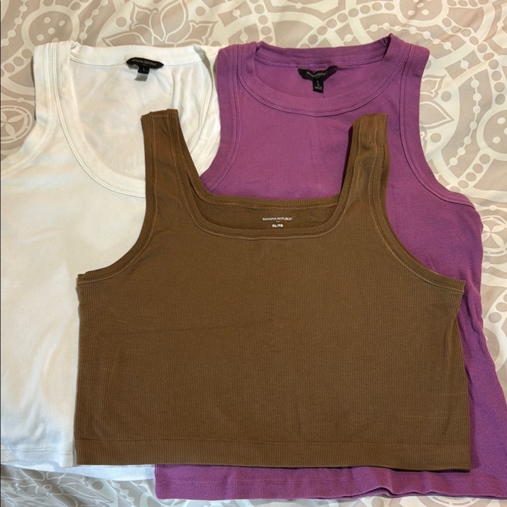 Banana Republic Women's Tank Tops - White, Purple, Brown